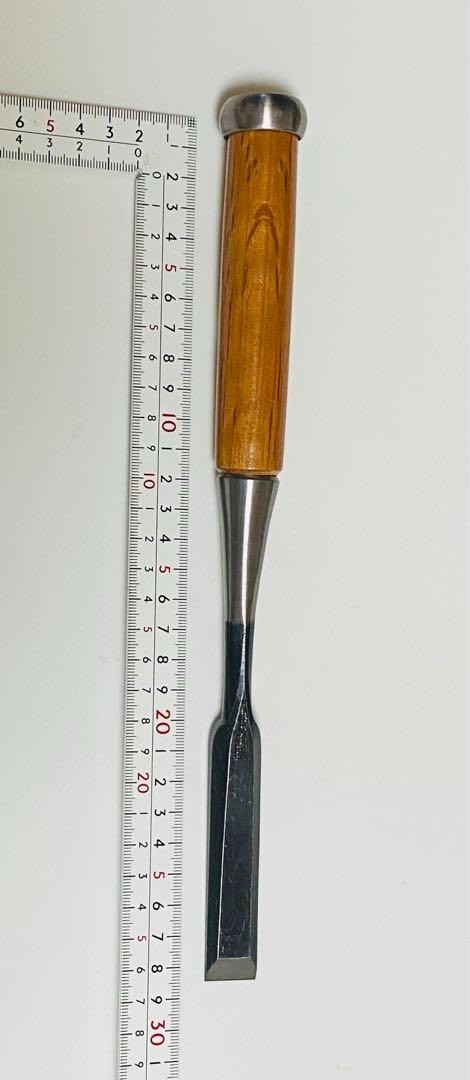 Gyoun Tataki Nomi Japanese Timber Chisels 18mm / 290mm Red Oak Unused gallery