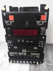 LESLIE’S SWIMMING POOL SUPPLIES DIGITAL FUNCTION ELECTRONIC TIMER CLOCK #56-742