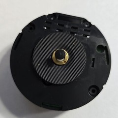 Mini Round Clock Movement with 3/16″ Long Shaft -Made In Germany