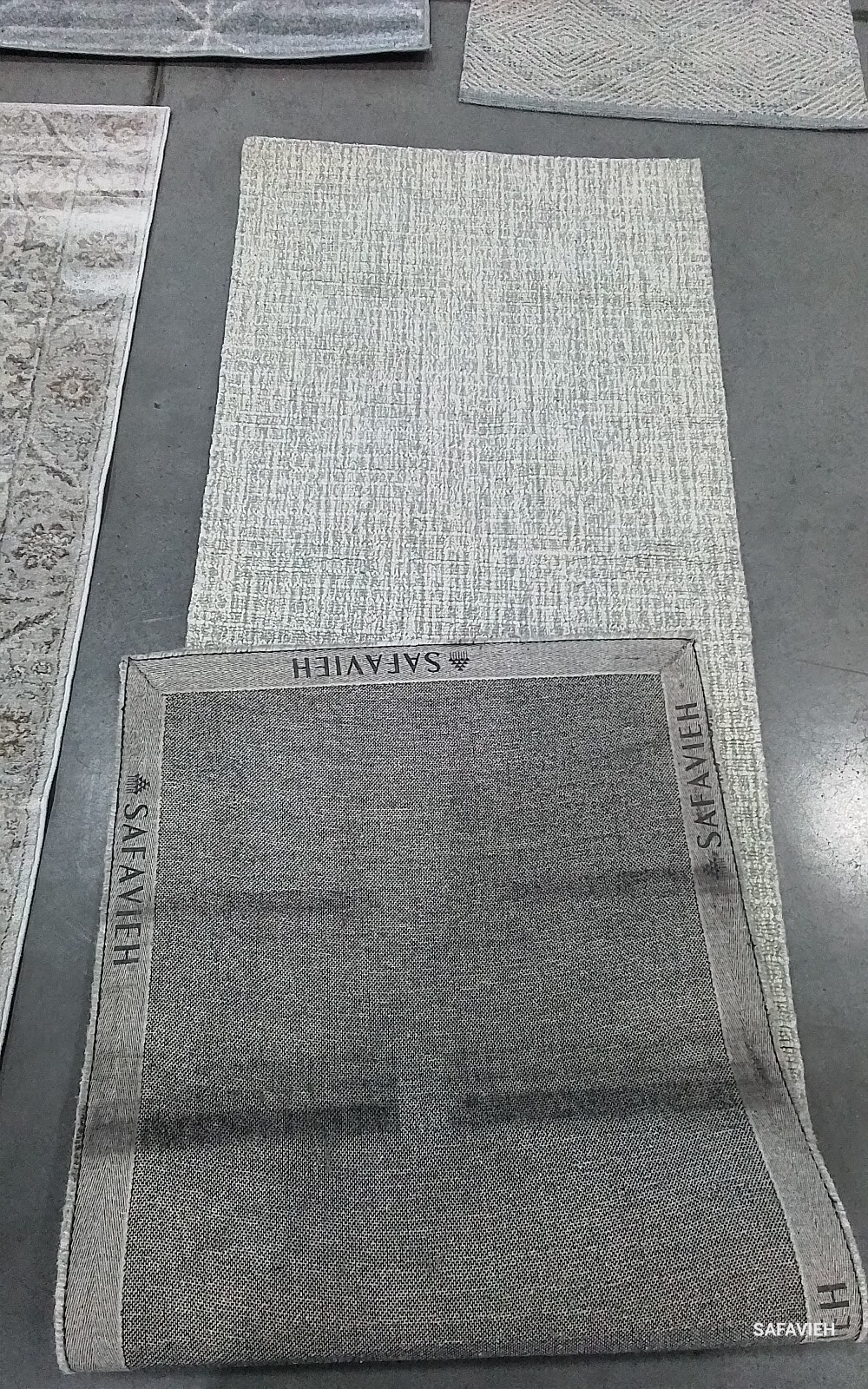 L GREY / IVORY 2'-3" x 8'-0" Back Stain Rug, Reduced Price 1172767297 ABT468F-28 gallery