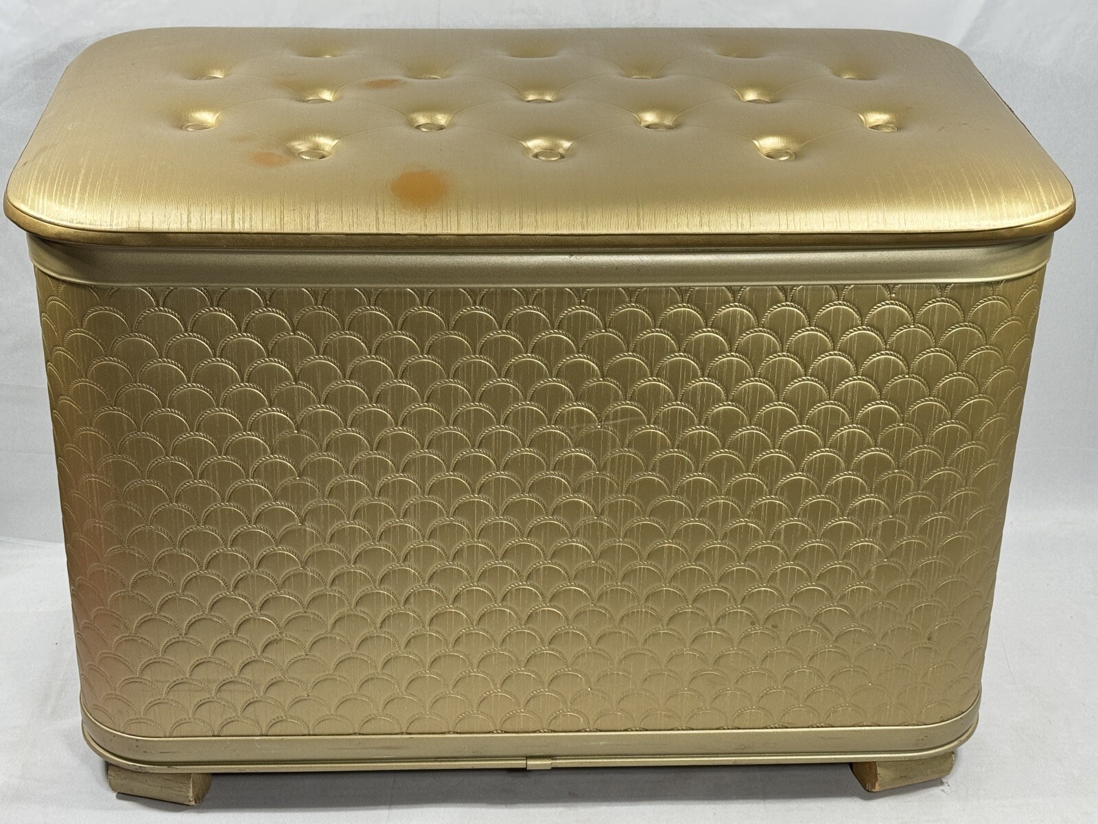 Vintage Pearl-Wick MCM Mid Century Modern Regency Gold Shell Laundry Hamper gallery