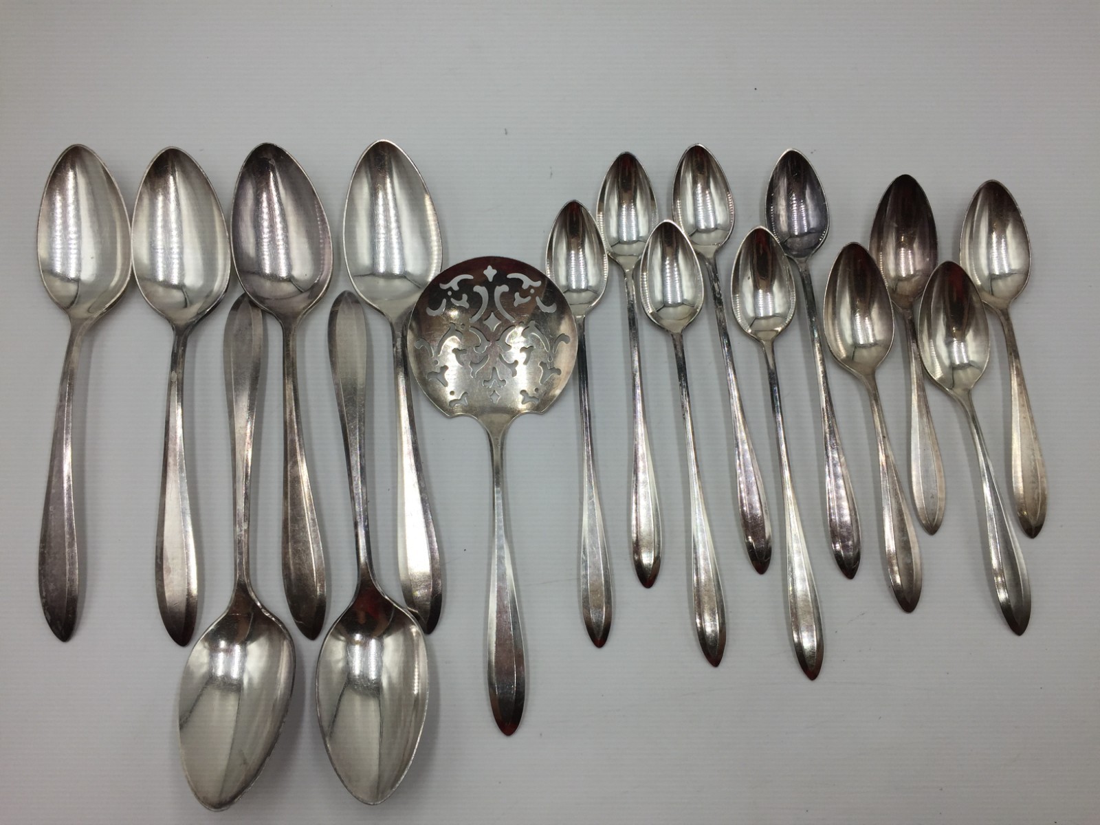 Oneida Community Plate PATRICIAN Flatware,Silverplate, 17 Pc,Serving Spoons,Teas gallery
