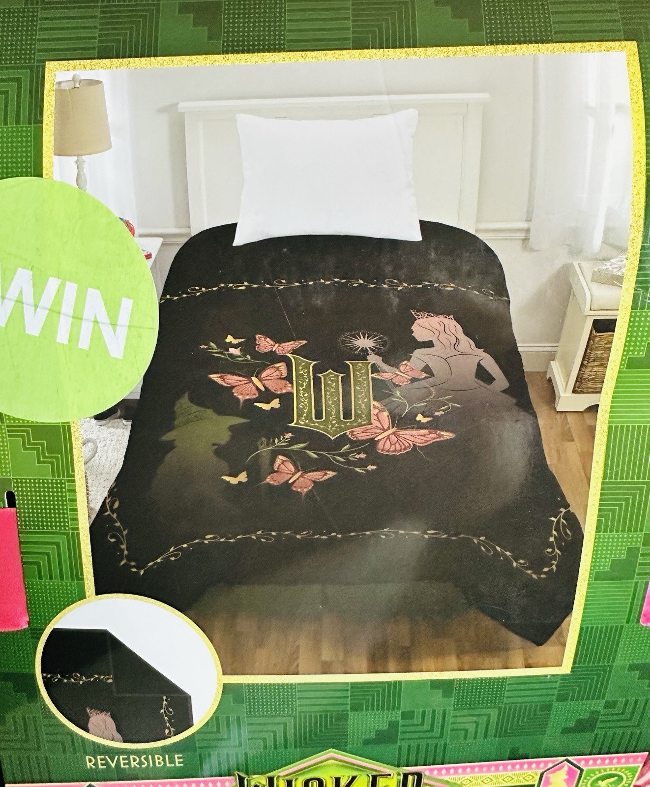 Universal Studios Wicked Reversible Quilt Twin Emerald City Glinda Elphaba gallery