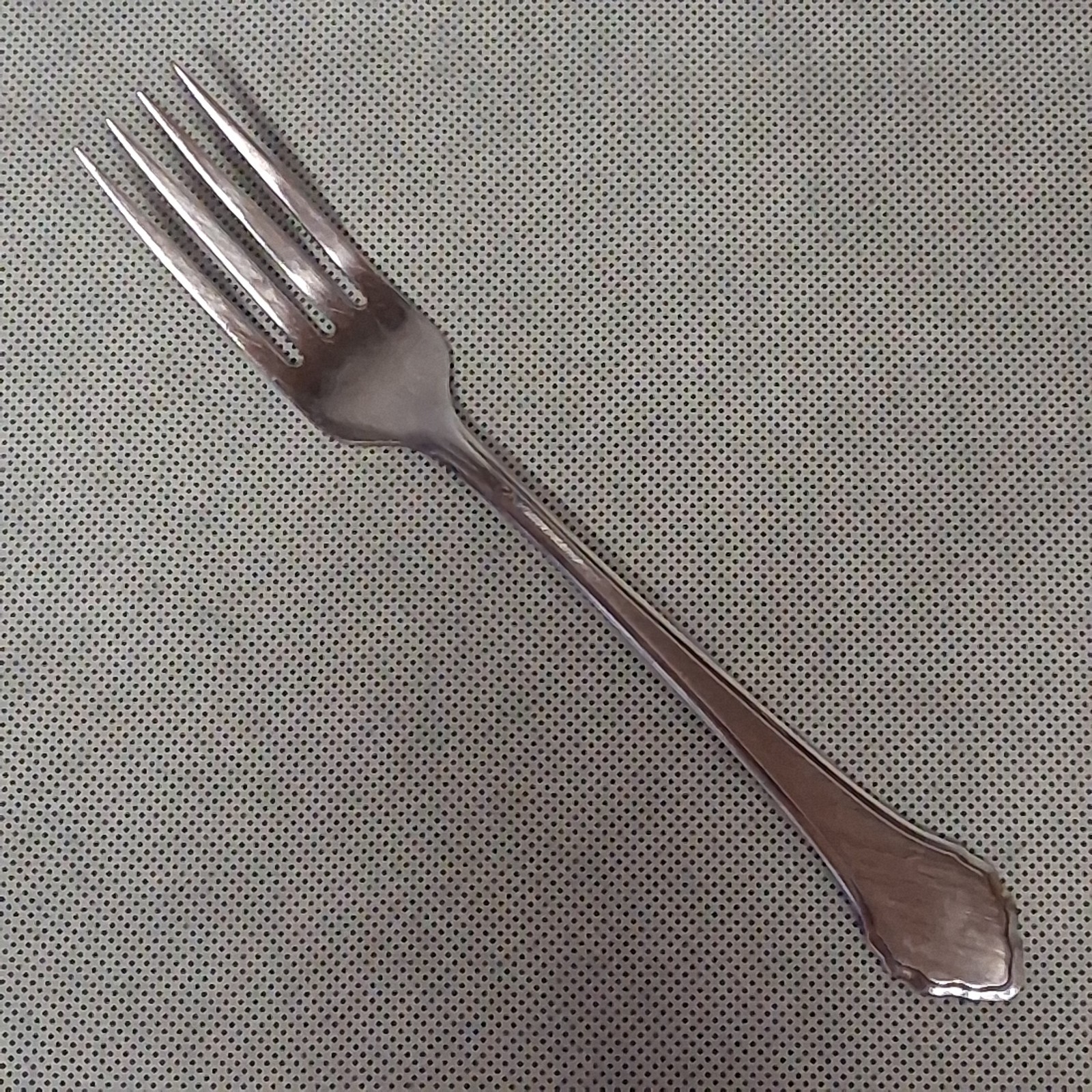 Oneida Summer Mist Autumn Glow Dinner Fork Stainless Steel 7 1/4" Wm Rogers gallery