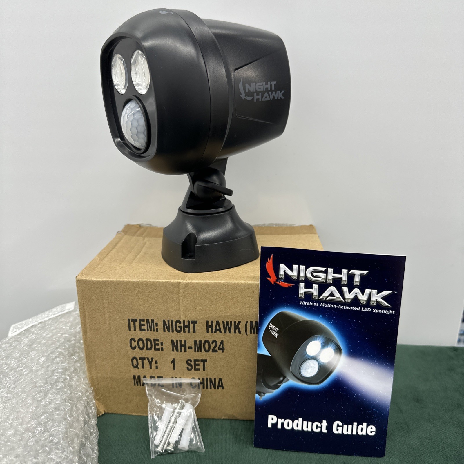 NIGHT HAWK WIRELESS MOTION-ACTIVATED LED SPOTLIGHT (NEW) gallery