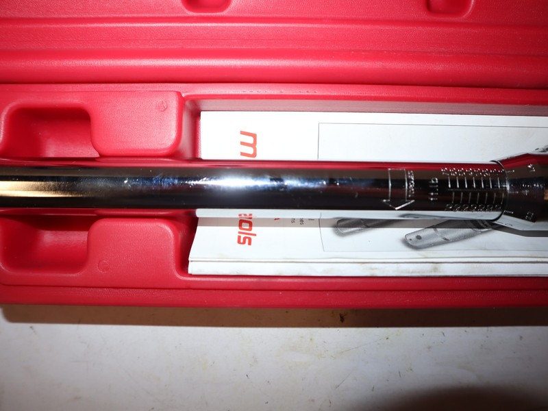MAC TOOLS 3/8" Drive Micro-Adjustable Torque Wrench TWXF75 w/ Case - AO4078252 gallery