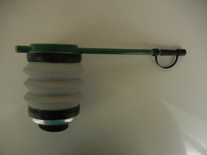 Eaton Getz Bellow Duster Green - 1 each 530-GN (5 oz. Duster) gallery