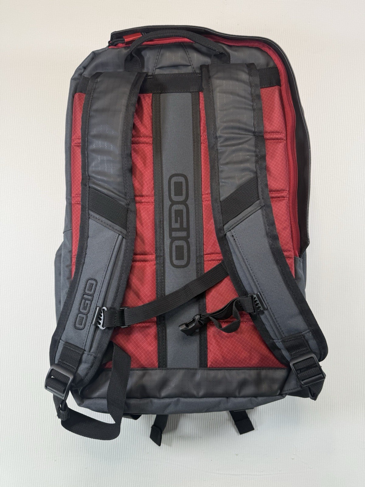 OGIO Technical Backpack Gray Red White Fields Logo Multi Pocket Hiking Bag 3