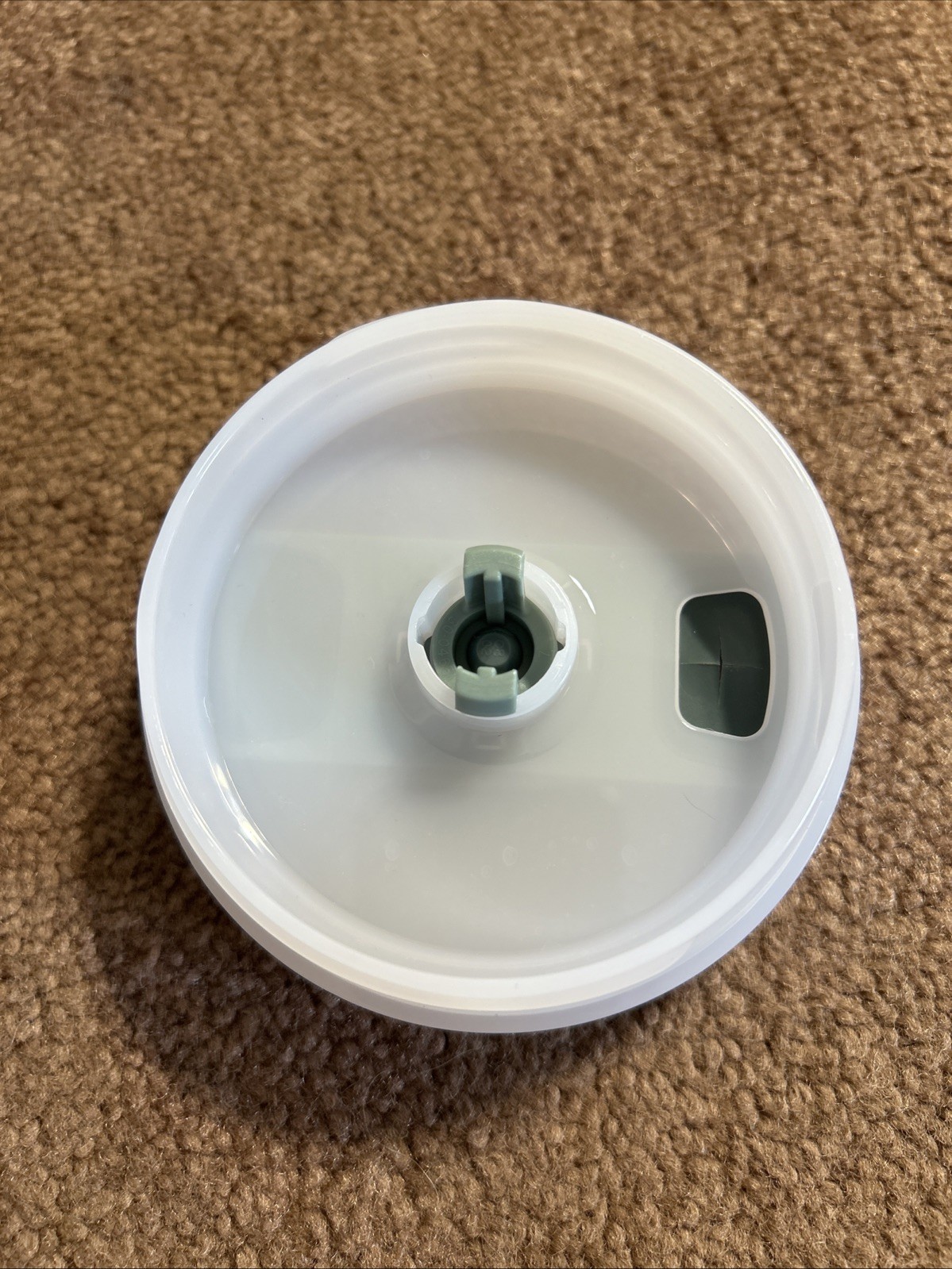 Stanley Plastic Container Lid White Grey Solid Color Replacement 40 oz gallery