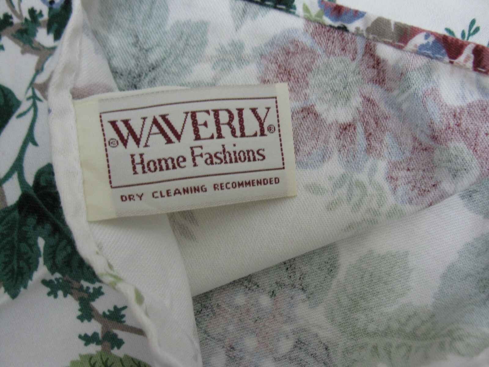 2 Waverly Valances Pleasant Valley Floral&Grapes 77X15.5 .VINTAGE Rod Pocket gallery