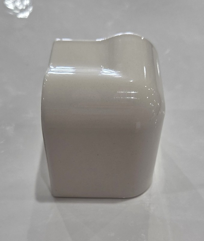 Glossy Biscuit/Almond/Bone V Cap Corner Ceramic Tile Countertop gallery