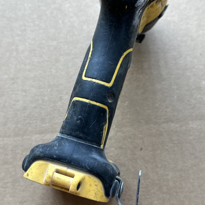 DEWALT DCF809 Impact Driver 20V Brushless 1/4 in Compact Lightweight HEAVY USE gallery