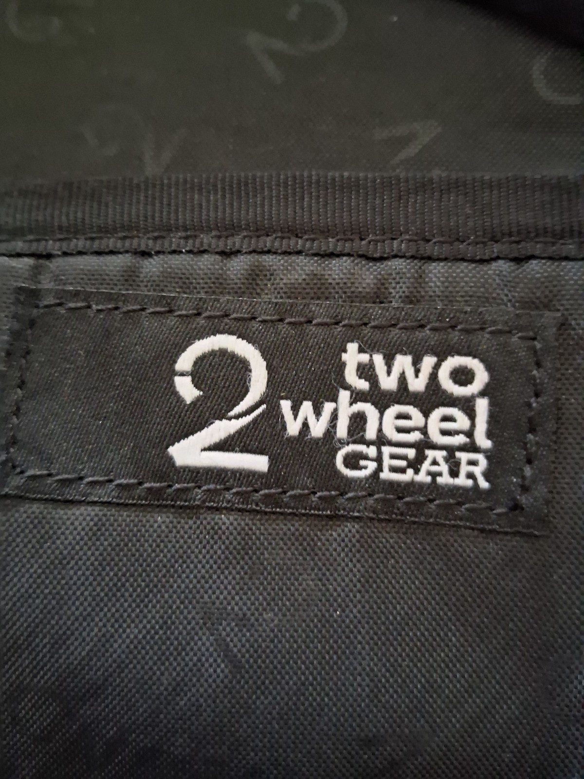 2 Wheel Gear Commute Backpack (26 L) Black  3