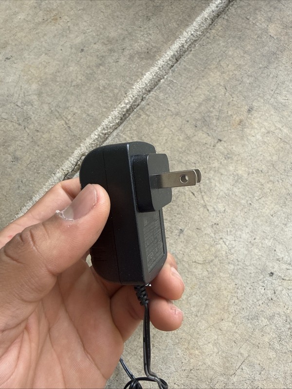 Hyper Tough 20V Max Lithium-Ion Power Tool Battery Charger gallery
