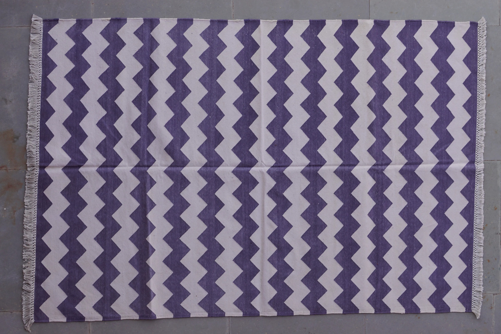 Rugmoda Cotton Blue & Ivory Zigzag Chevron 4x6 ft Living Room Area Rug gallery