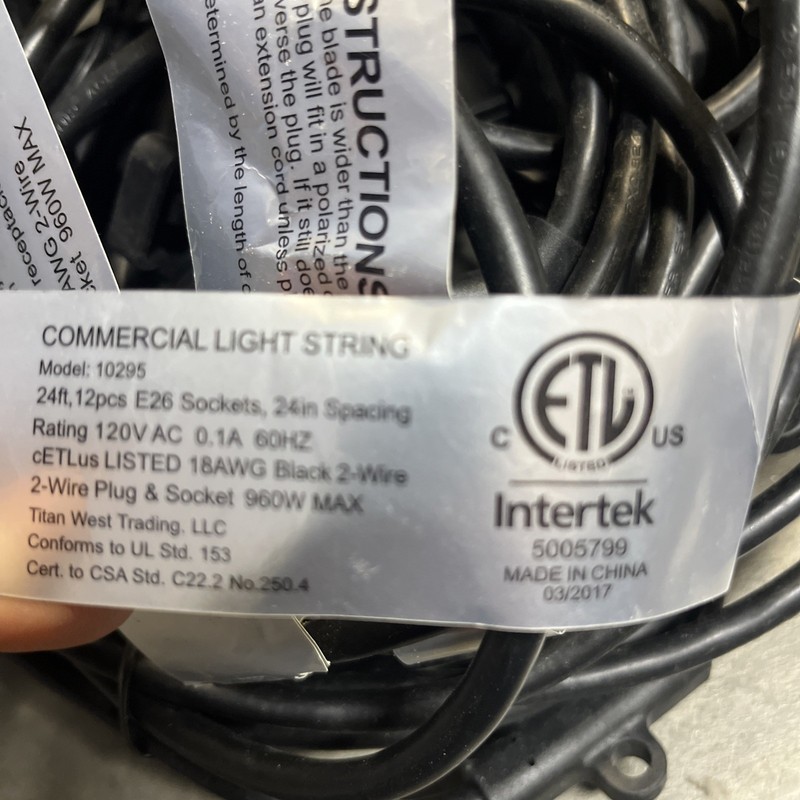 Intertek Commercial Light String Indoor/Outdoor 24 ft w/Bulbs 15 Lights NEW! gallery