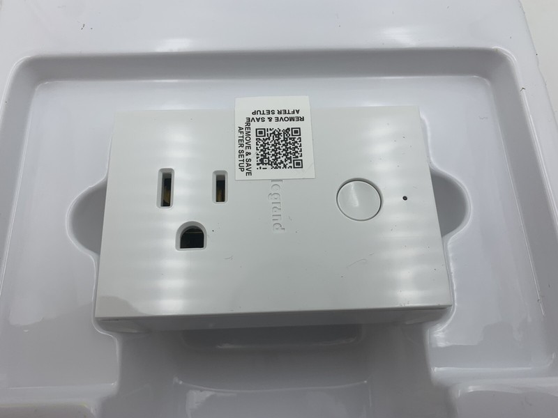 Legrand Smart Plug-In Switch White No Hub Required Model #WWP10CCV2 Open Box gallery