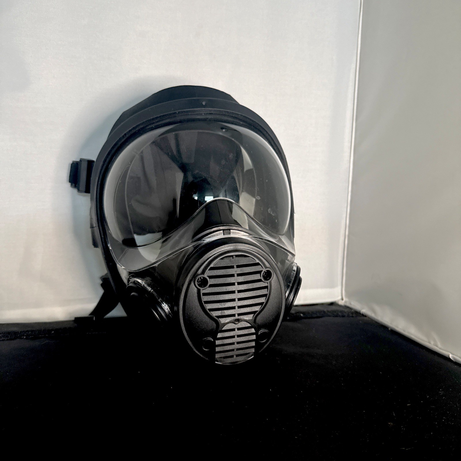 Parcil Safety NB-100 Gas Mask Full Face Respirator gallery