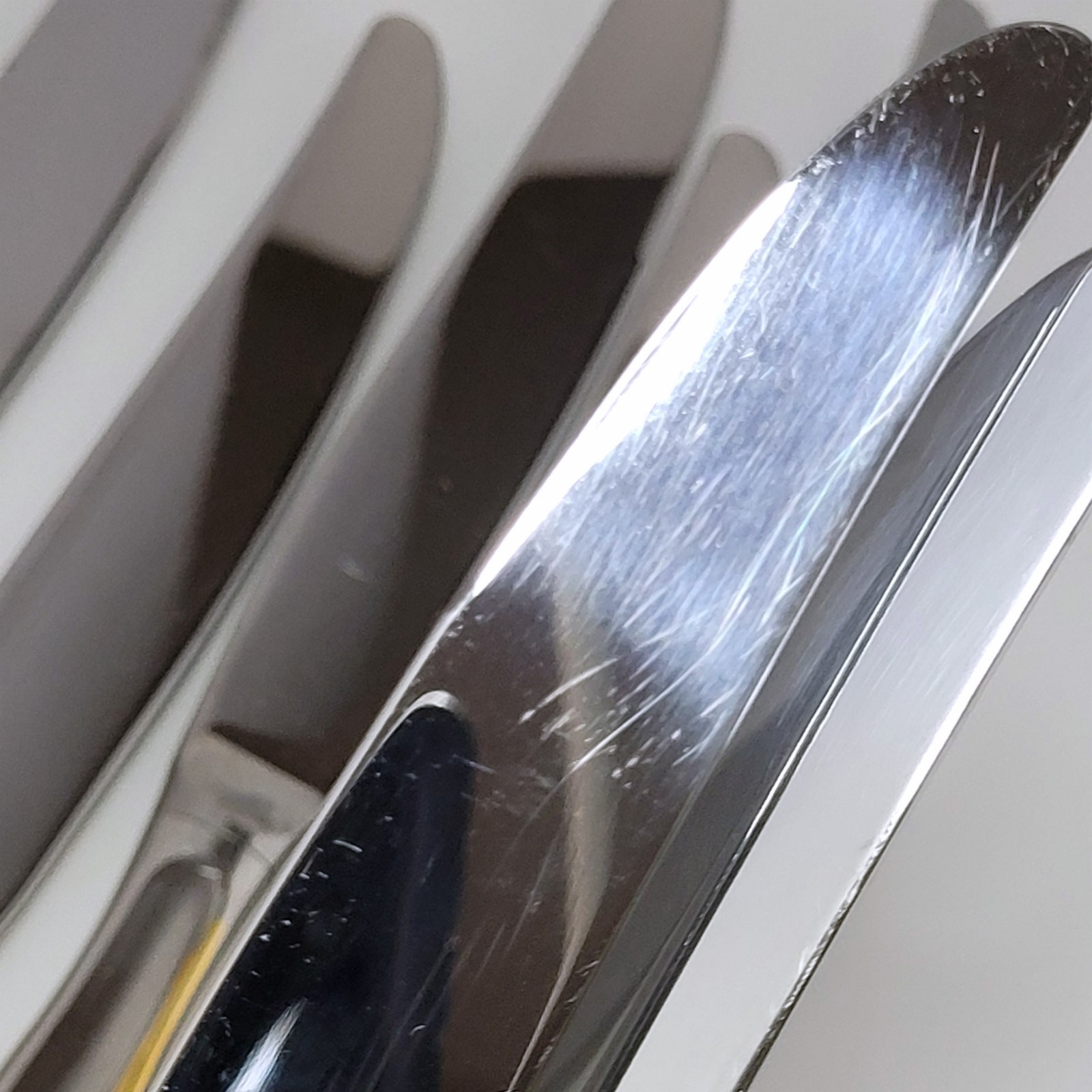 Oneida Golden Aquarius Stainless Flatware 12 Dinner Knives modern hollow 9 3/4in gallery
