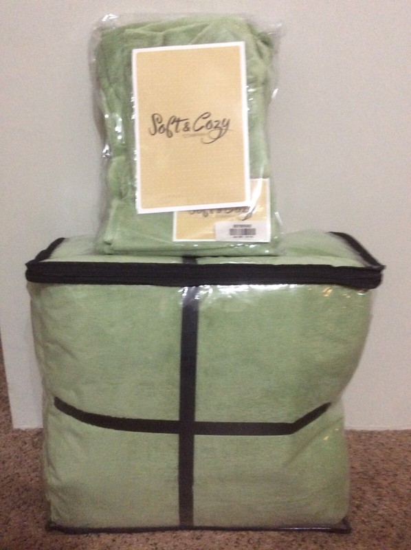 7 Piece Bedding Set Bundle - Soft & Cozy Brand New & Unused Sage Color gallery