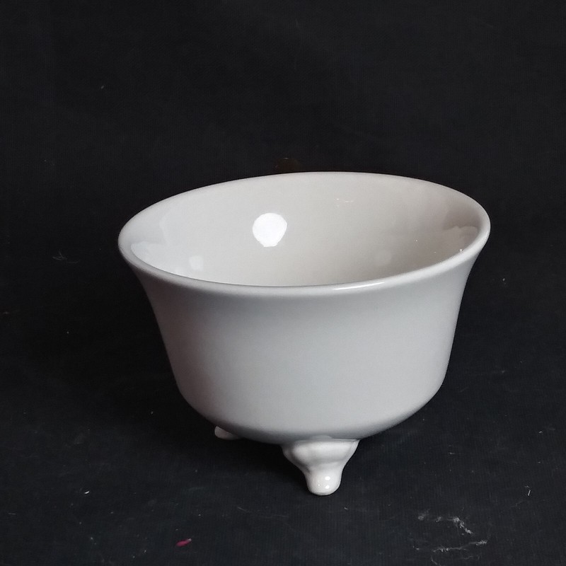 Creative Co-Op Footed Tea Cup "Gin" White with Gold Handle 4.25" x 2.75" EUC gallery