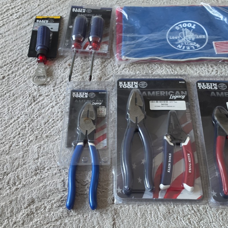 Klein Tools American Legacy 7pc Tool Set Pliers/Stripper/Screwdriver + Bag gallery