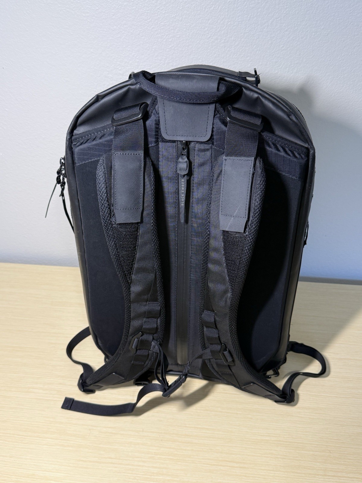 Black Ember Citadel R2 backpack (Jet Black) 4