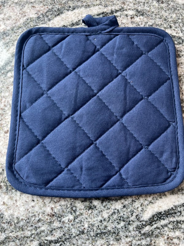 Home Collection Quilted Pot Holders -several colors gallery