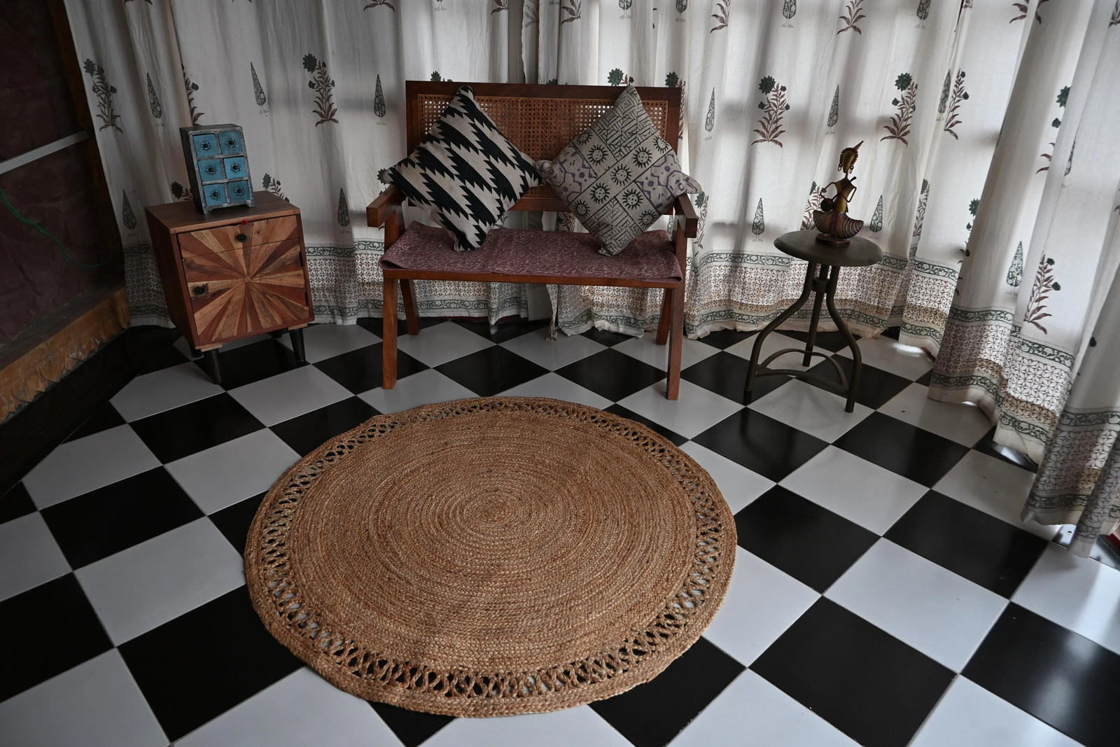 Rugmoda Natural Jute Round Rug 4x4 ft Braided Bohemian Living Room Area Rug gallery