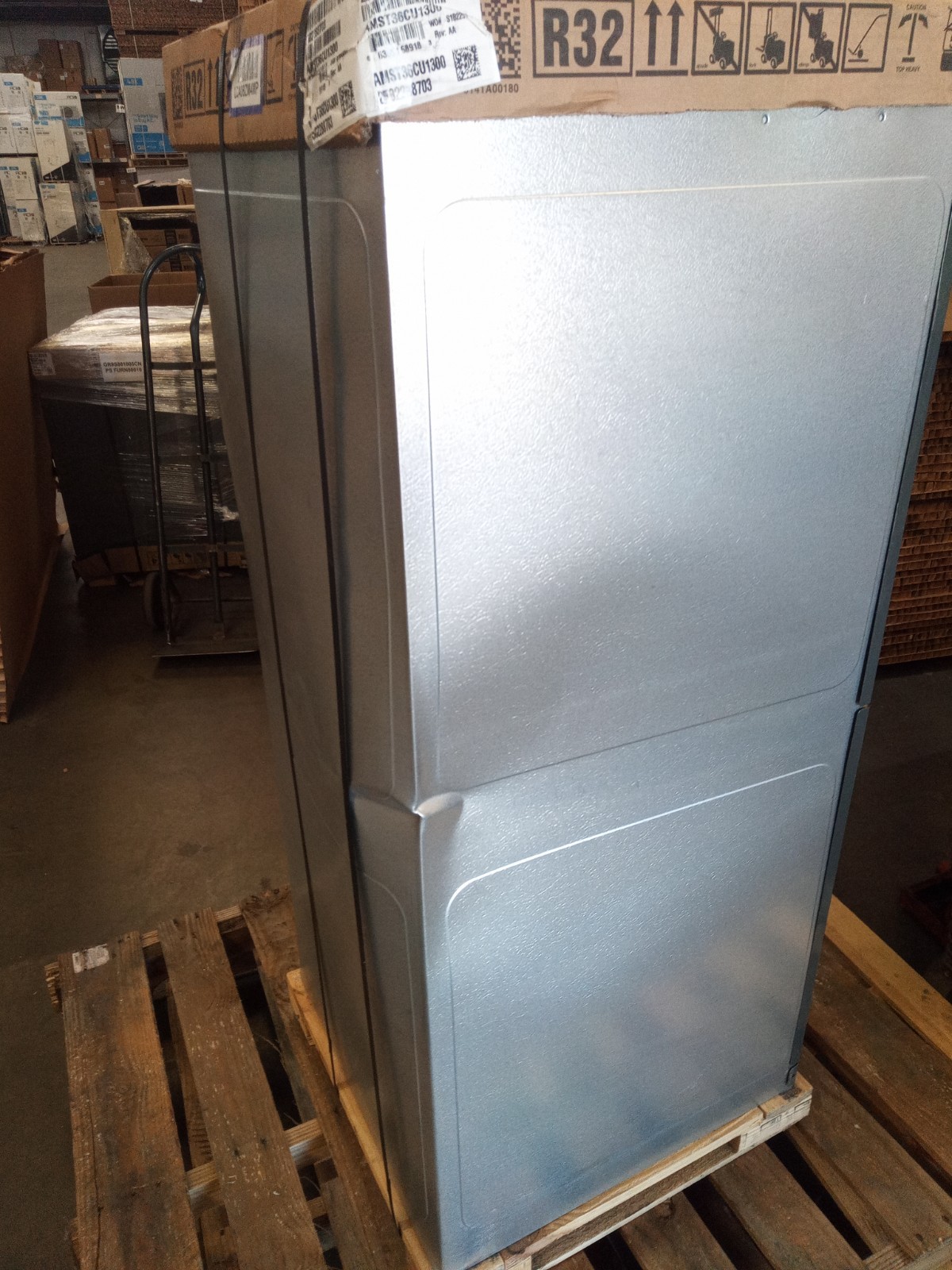 Goodman 3 TON Multi-Positional Air Handling Unit, R32, AMST36CU1300 - S+D gallery
