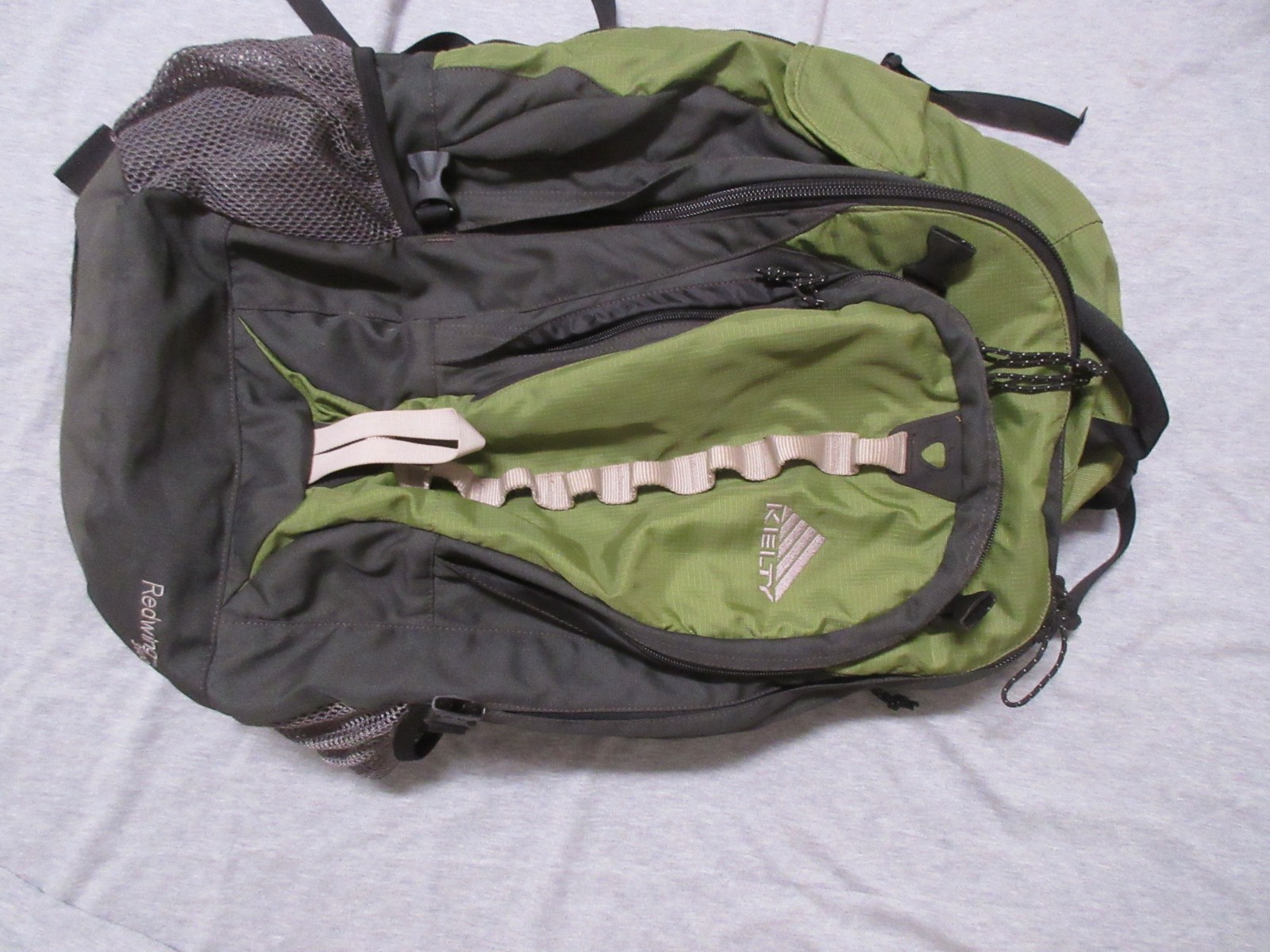 Kelty Redwing 3100 Backpack  Internal Frame Pack