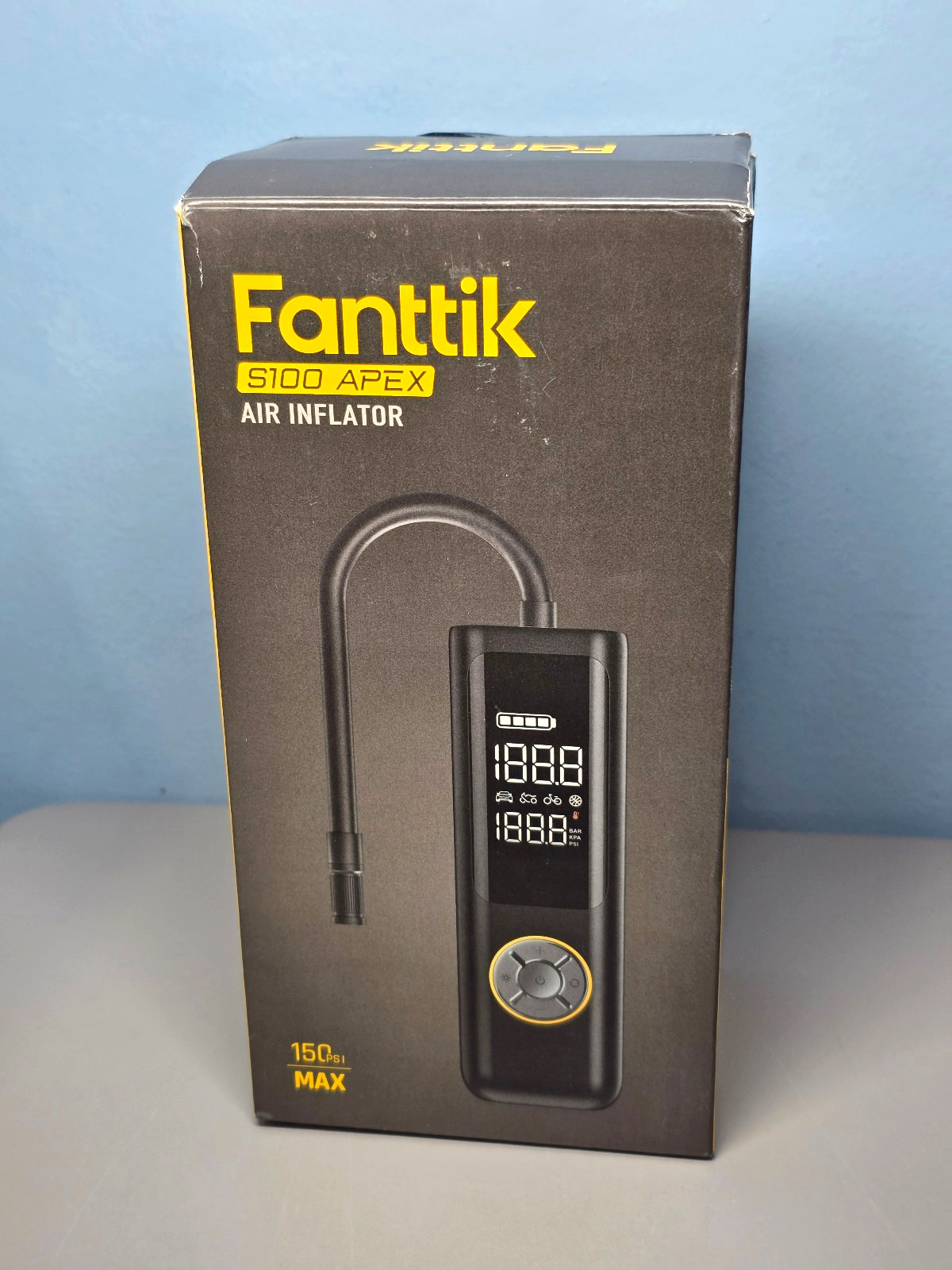 Fanttik S100 APEX Tire Inflator Portable Air Compressor 150 PSI Max For Car,Bike gallery