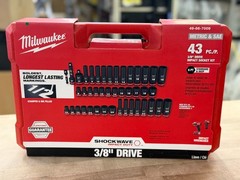 Milwaukee ~ 49-66-7009 ~ 43pc SHOCKWAVE Impact Duty 3/8″ SAE/Metric ~ 6 point