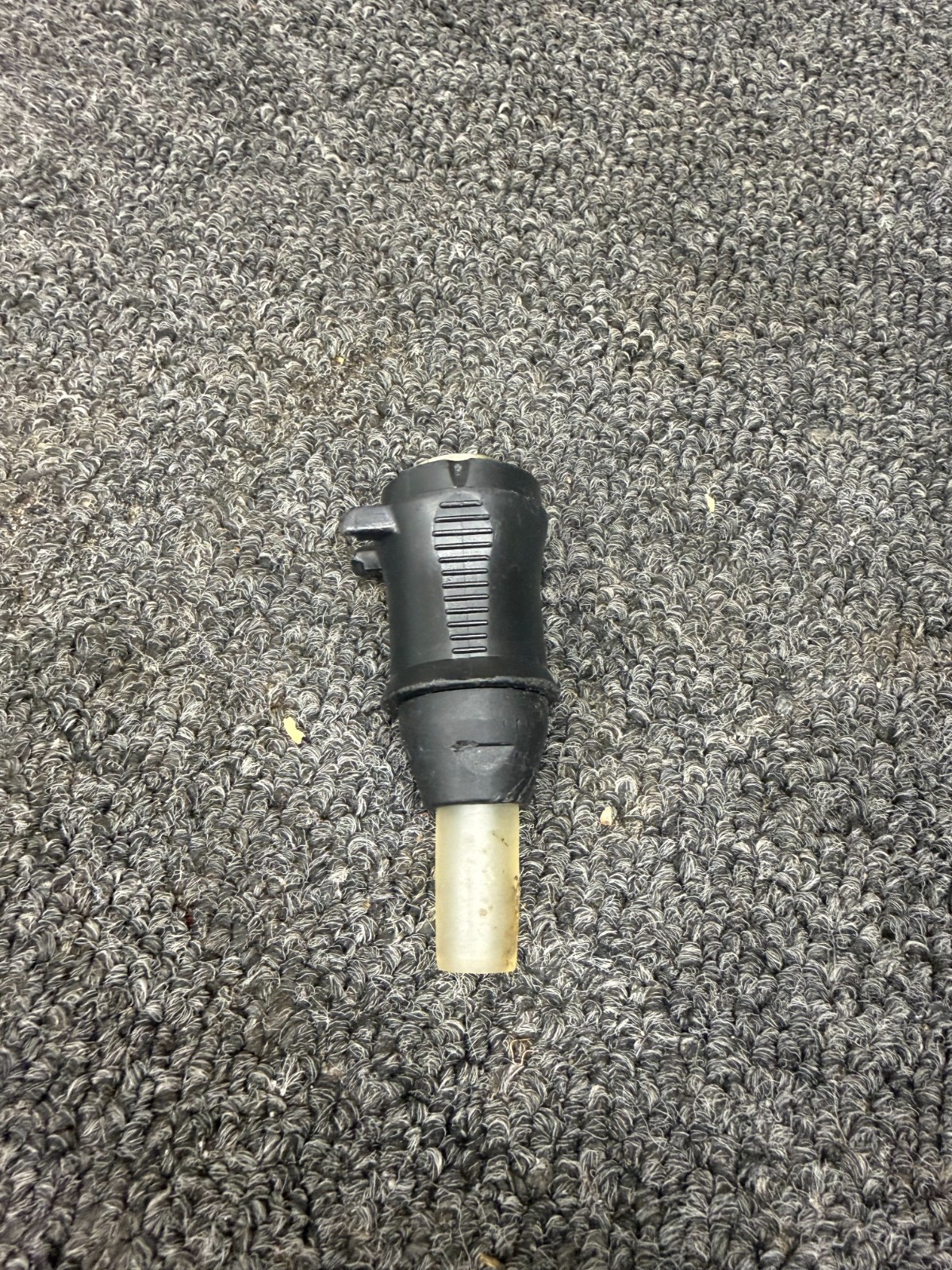 WATERTECH / AQUABOT BLUE DIAMOND CLEANER 4 - PIN PLUG P/N: PL00002M ( USED gallery