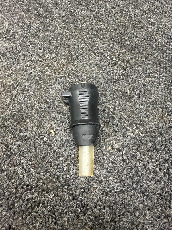 WATERTECH / AQUABOT BLUE DIAMOND CLEANER 4 - PIN PLUG P/N: PL00002M ( USED gallery