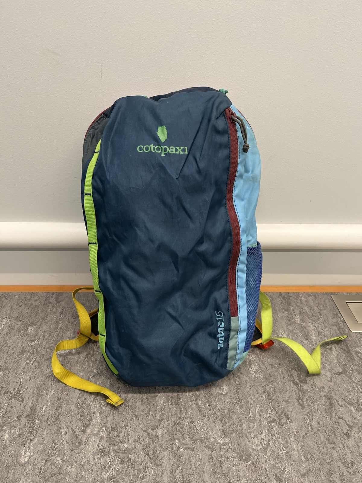 Cotopaxi Batac 16 Backpack Lightweight Day Pack Multi Color 16L
