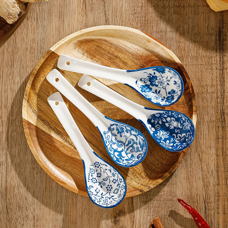 4PCS Blue and White Porcelain Set Retro Chinese Style Ceramic Soup Spoons gallery