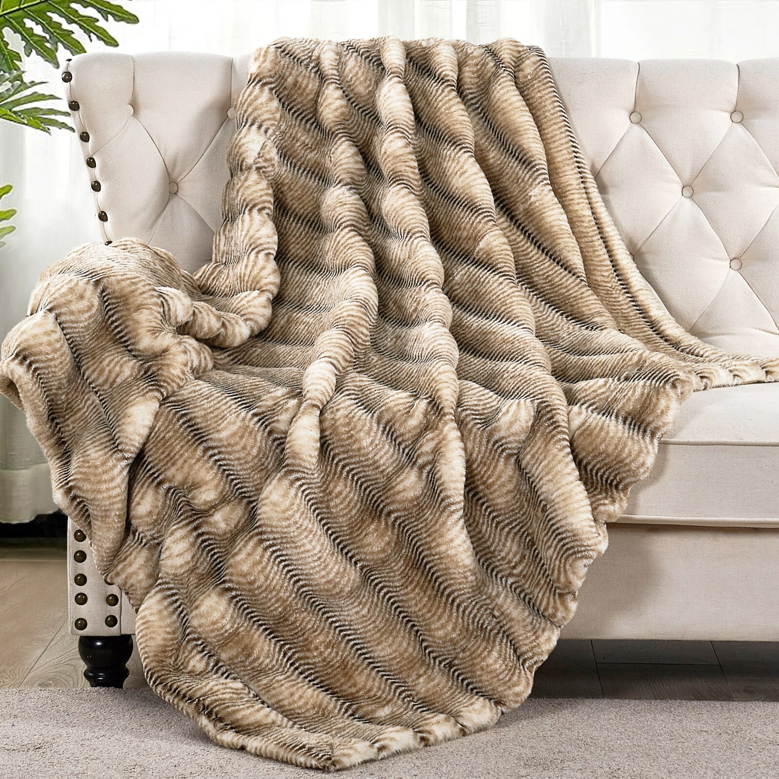 Thick Stripe Rabbit Faux Fur Throw Blanket Luxury Warm Soft Cozy Fluffy Blanket gallery