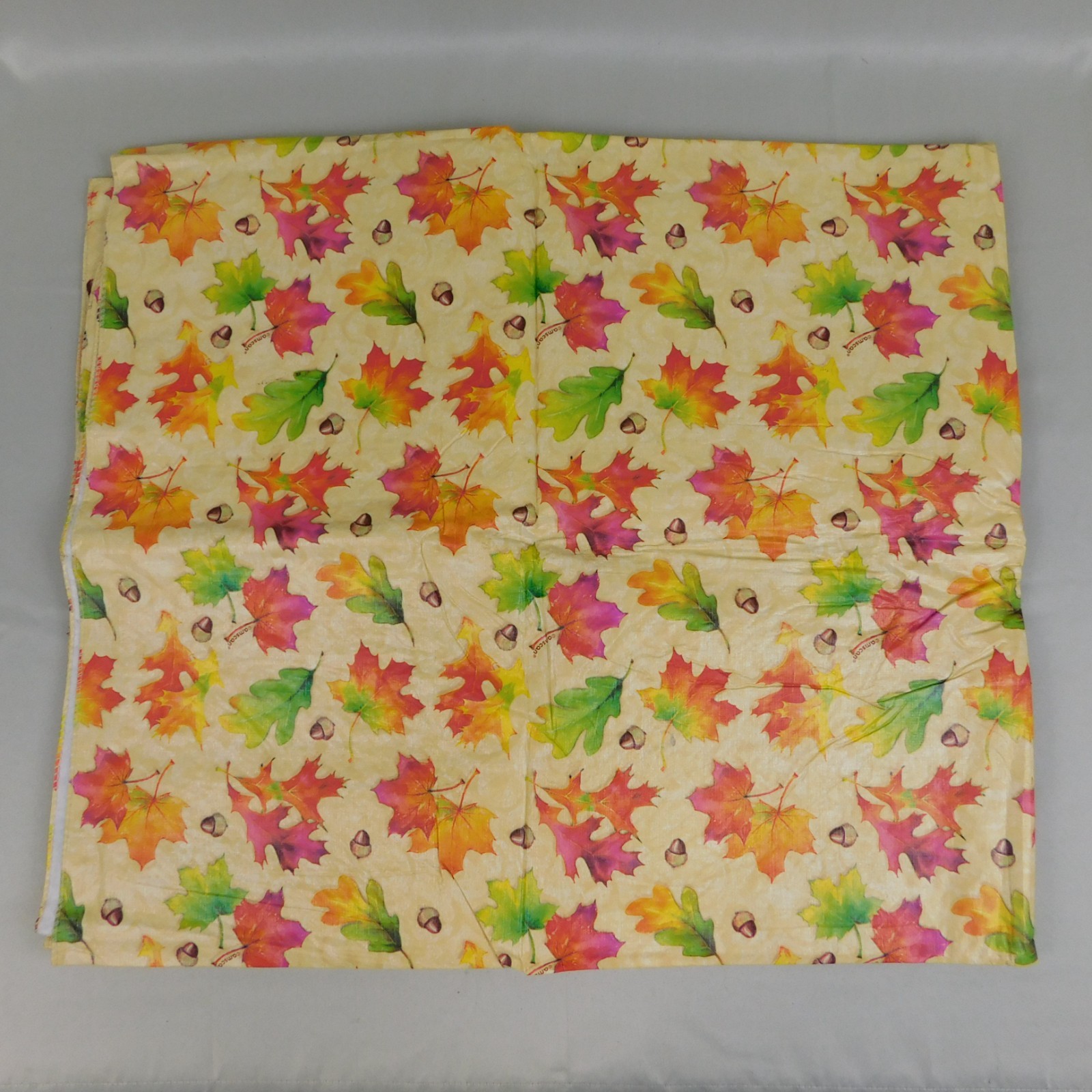 90s Fall Leaves & Acorns Flannel Back Vinyl Tablecloth 52" x 90" Oblong #1226 gallery