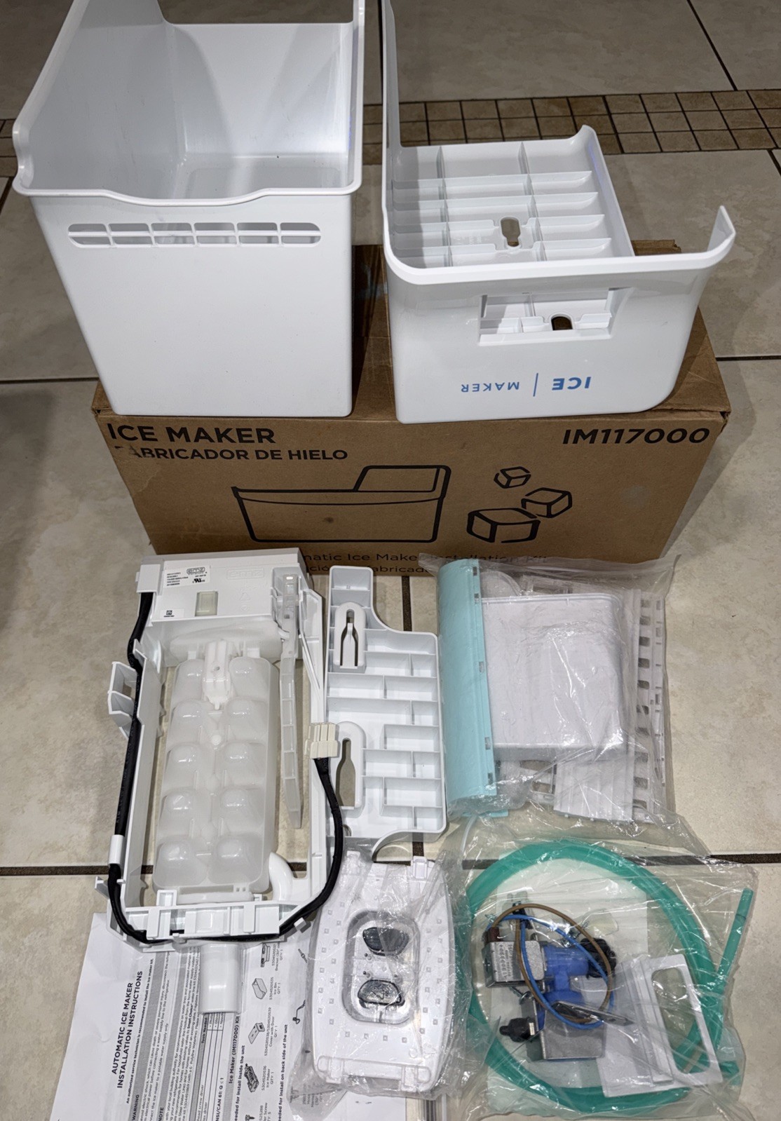 Frigidaire IM117000 Automatic Ice Maker Installation Kit White New Open Box gallery