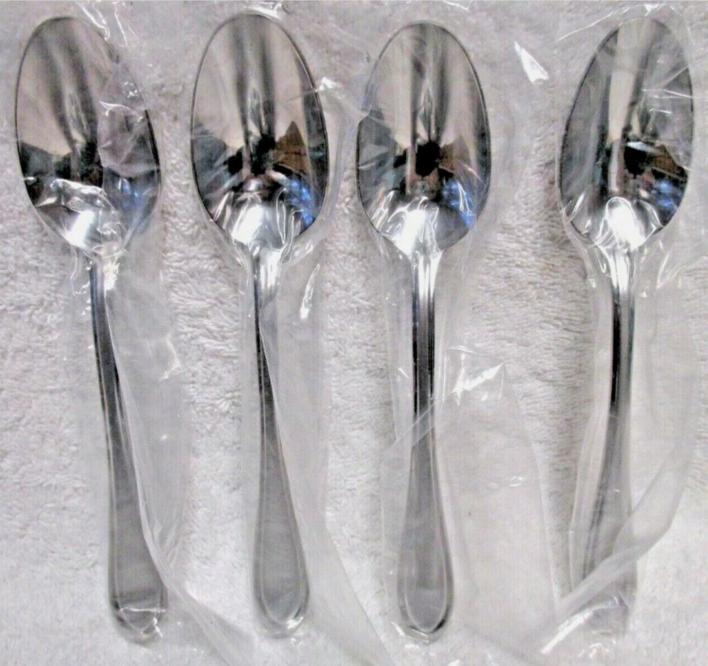 Oneida JOANN Set of 4 Soup / Table Spoons- New ( open stock ) Gourmet Collection gallery