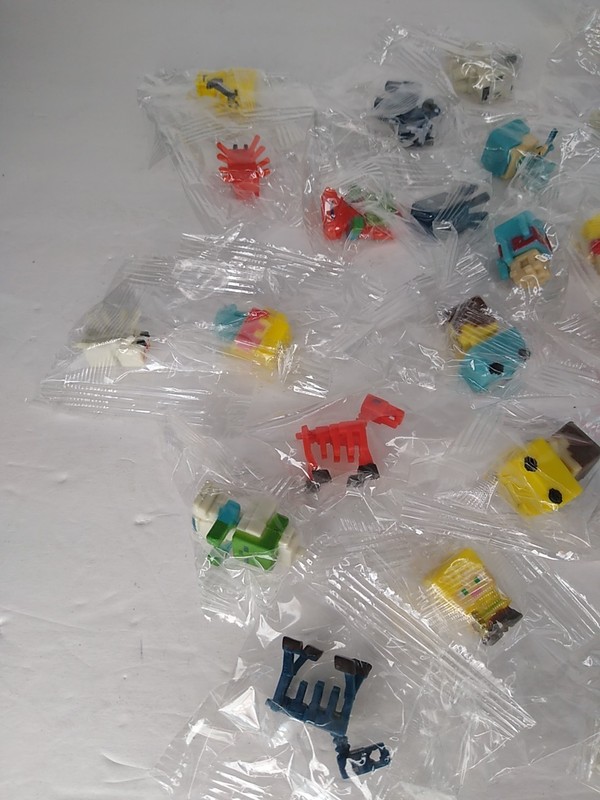 NEW Unbranded Minecraft Style Mini Action Figures 36 Piece Sealed Goodie Bag Toy gallery