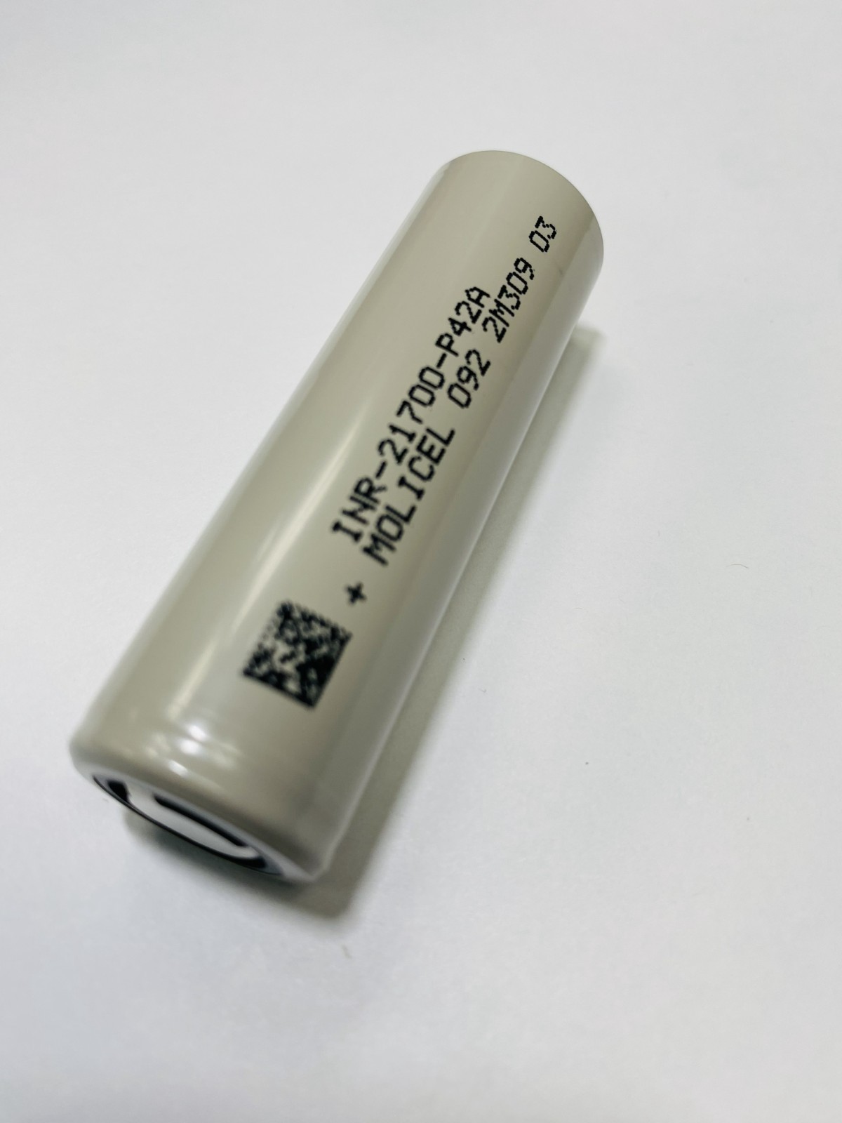 NEW! MOLICEL LITHIUM-ION RECHARGABLE BATTERY 3.7V INR-21700-P42A 45AMP 4200MAH. gallery
