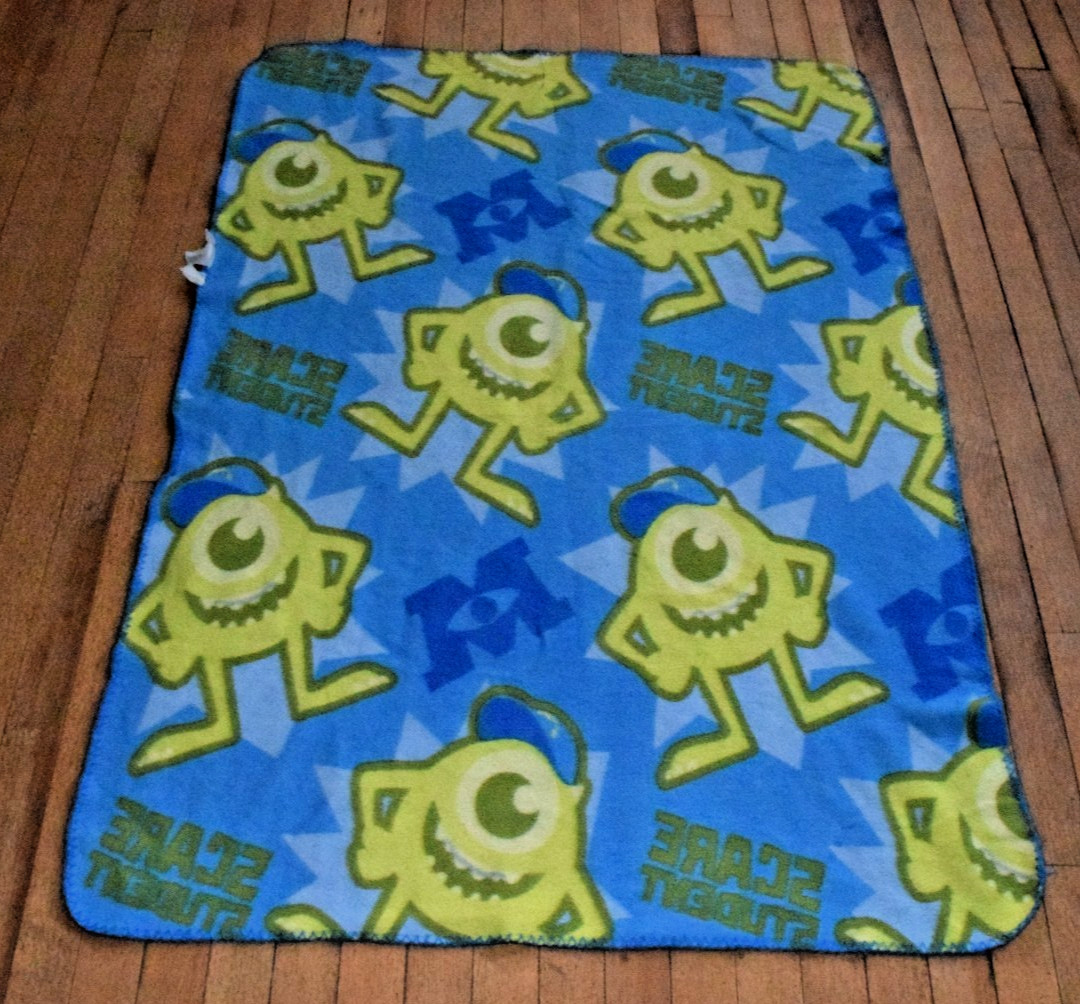 Fleece Throw Blanket Monsters University Scare Student Mike Wazowski 40 X 35 In gallery
