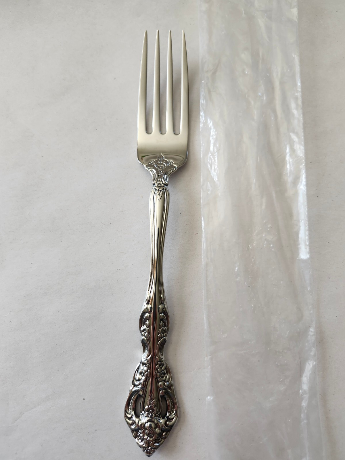 Oneida Michelangelo 18/10 Stainless Steel Flatware Glossy Floral - Your Choice gallery
