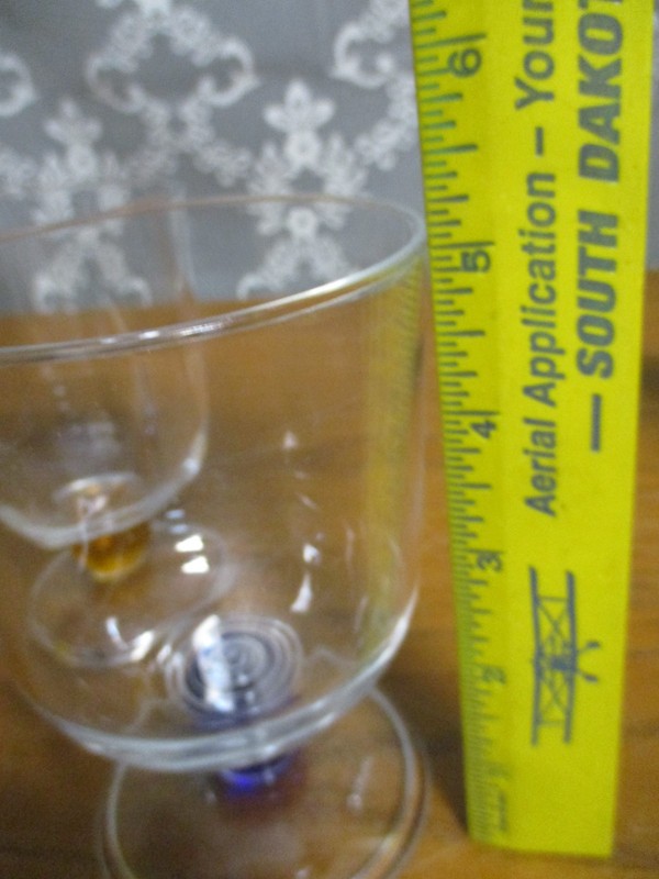 x2 Ribbed Tumblers and x2 Stemware - Plastic Acrylic - Taiwan gallery