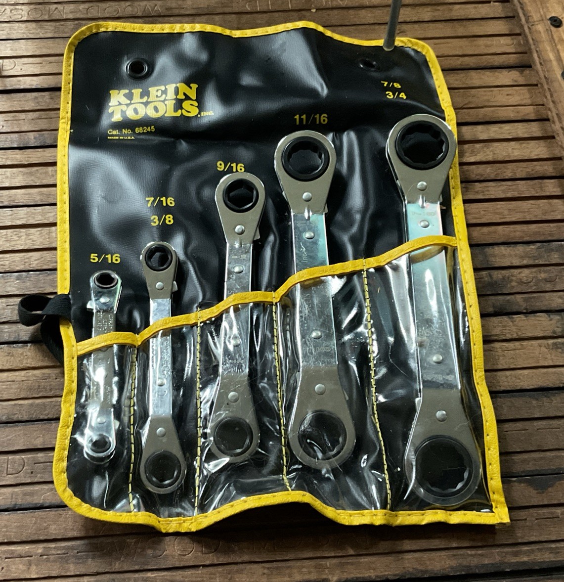 Klein Tools Box Wrench Set – No. 68245 Made in USA – 5/16, 7/16, 9/16, 7/8 Nice gallery
