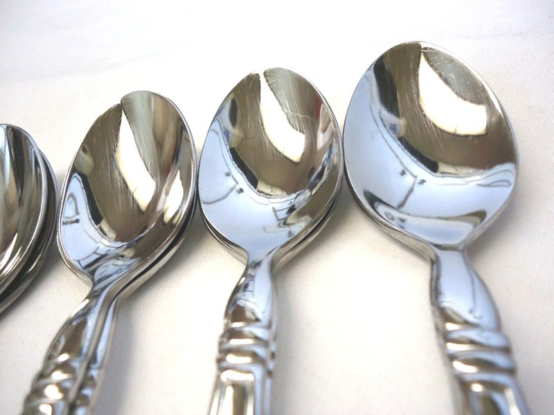 LENOX ESQUIRE GLOSSY STAINLESS FLATWARE CHINA 14-PIECES gallery