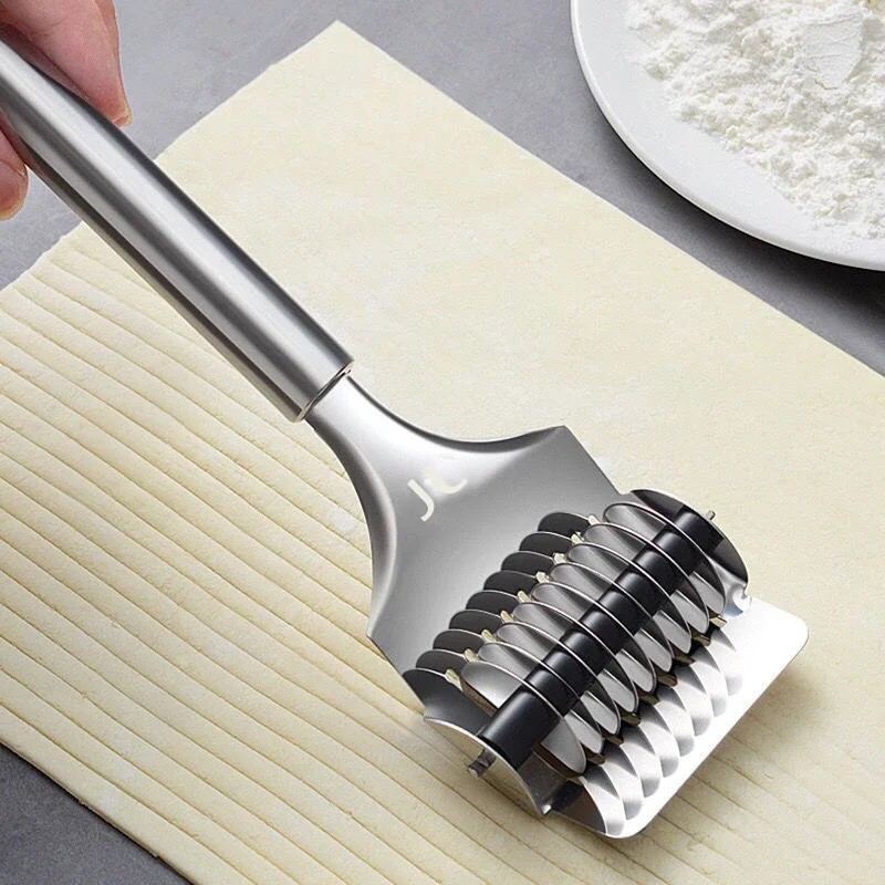 1pcs Stainless Steel Manual Noodle Cutter Pasta Maker Kitchen Cooking Tool - NEW gallery