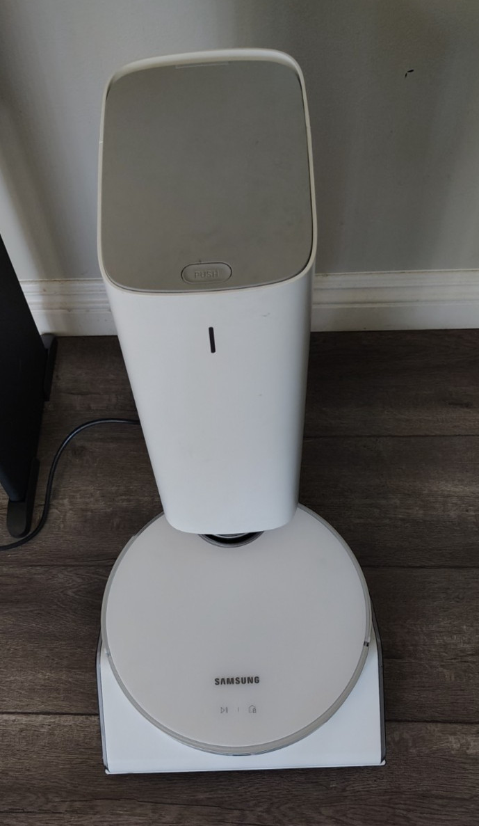 Samsung Jet Bot AI+ SmartThings Robot Vacuum Model: VR50T95735W / VCA-RAE95A gallery